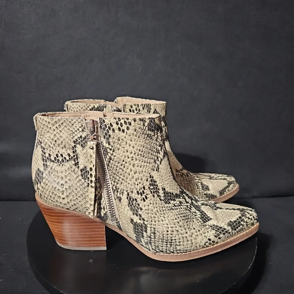 Sam Edelman sam edelman
